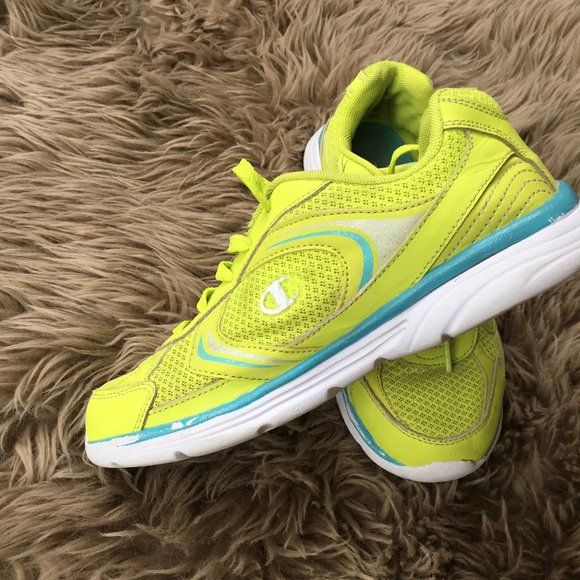 Champion youth yellow sneaker - size 4.5 - Picture 1 of 10